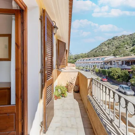 Air-conditioned, With Terrace Daire
